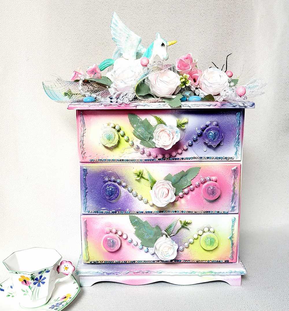 Girls, Ladies Jewelry Box with Pink Roses, a Unicorn, Glittery Lace and Glass Cabochons