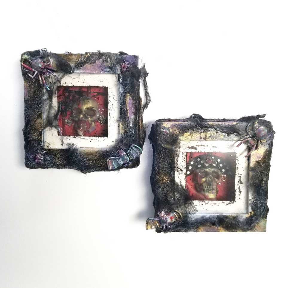 3D Mini Picture Frames with Skulls x2