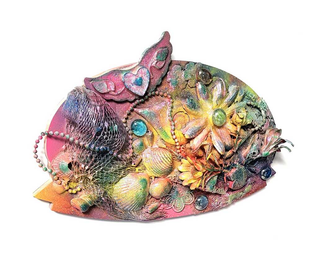 Wooden Oval Wall Hanging, Plaque with Seashells and Angel Wings in Pretty Pinks & Yellows