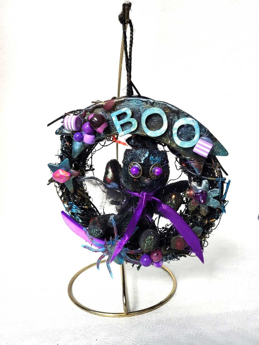 Black Mini Wreath with Black Snowman, Purple Spider, Beads & "BOO" Sign