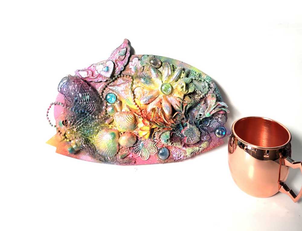Wooden Oval Wall Hanging, Plaque with Seashells and Angel Wings