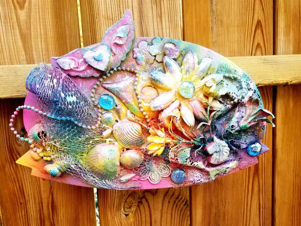Wooden Oval Wall Hanging, Plaque with Seashells and Angel Wings in Pretty Pinks & Yellows