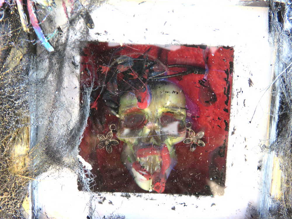 3D Mini Picture Frames with Skulls x2