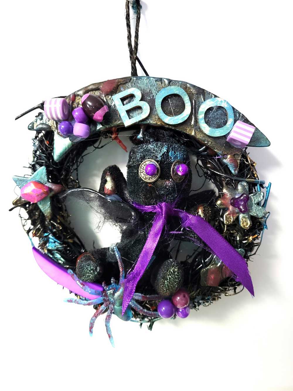 Black Mini Wreath with Black Snowman, Purple Spider, Beads & "BOO" Sign