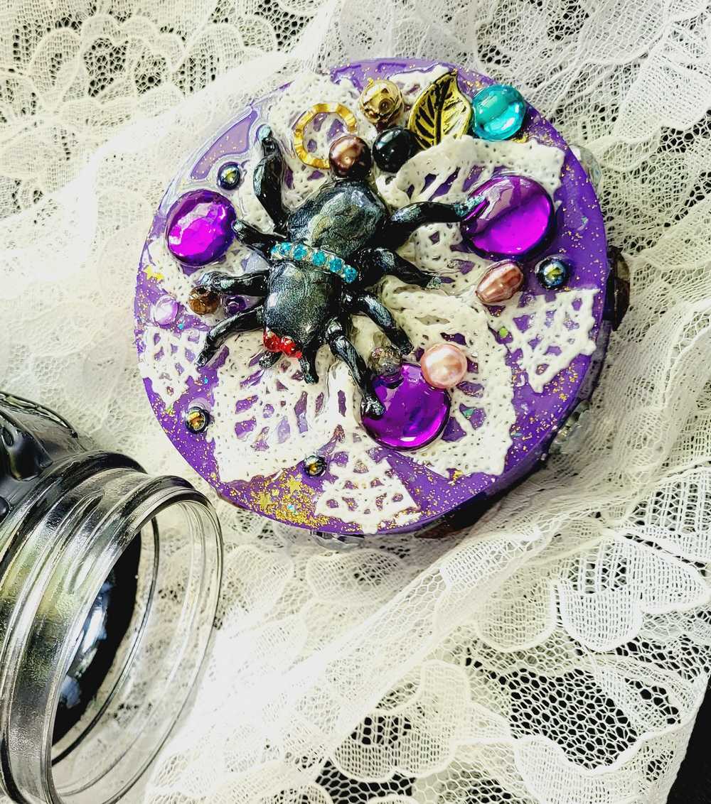 Decorated Mason Jar to fill with Your Favorite Candy, Spices, Dry Goods for Halloween or Everyday, Large Spider on Wooden Lid