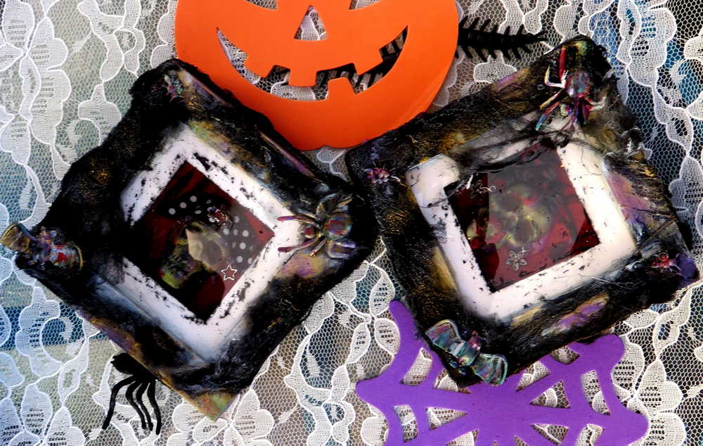 3D Mini Picture Frames with Skulls x2