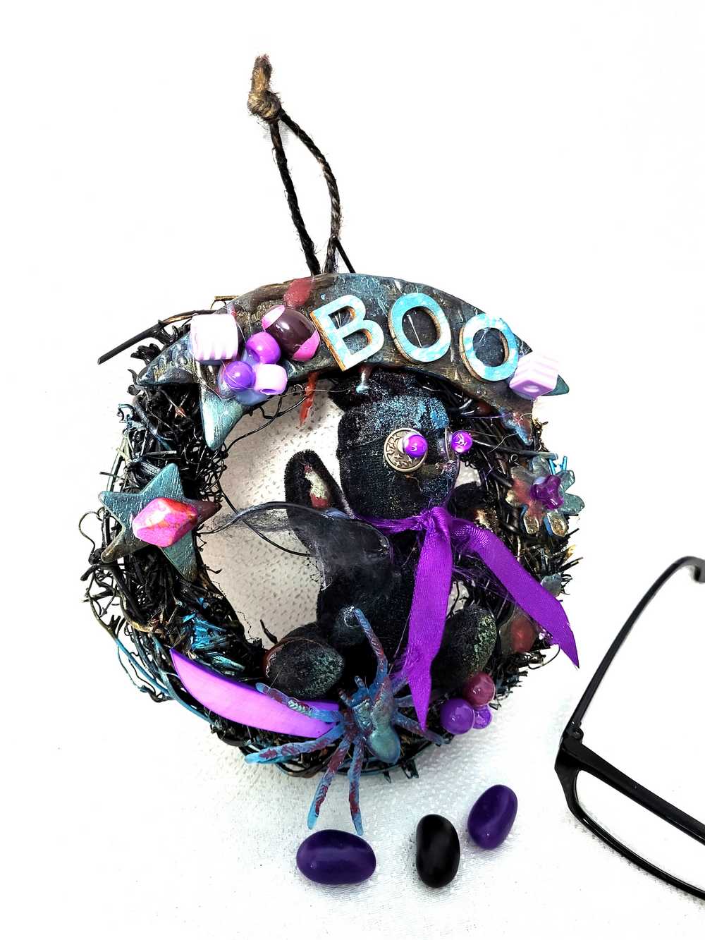 Black Mini Wreath with Black Snowman, Purple Spider, Beads & "BOO" Sign