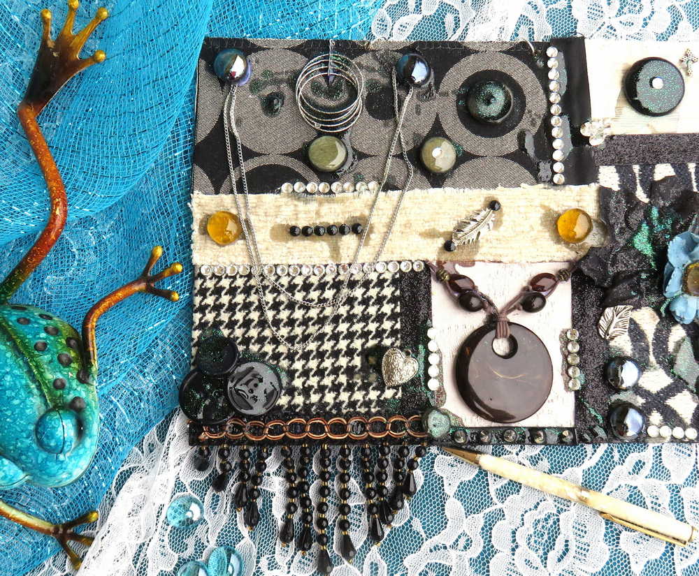 Wall Decor Using Pieces of Fabric, Recycled Jewelry, Chains & Flowers