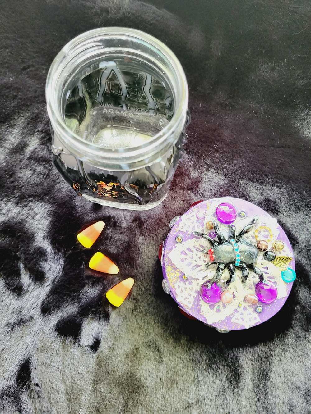 Decorated Mason Jar to fill with Your Favorite Candy, Spices, Dry Goods for Halloween or Everyday, Large Spider on Wooden Lid