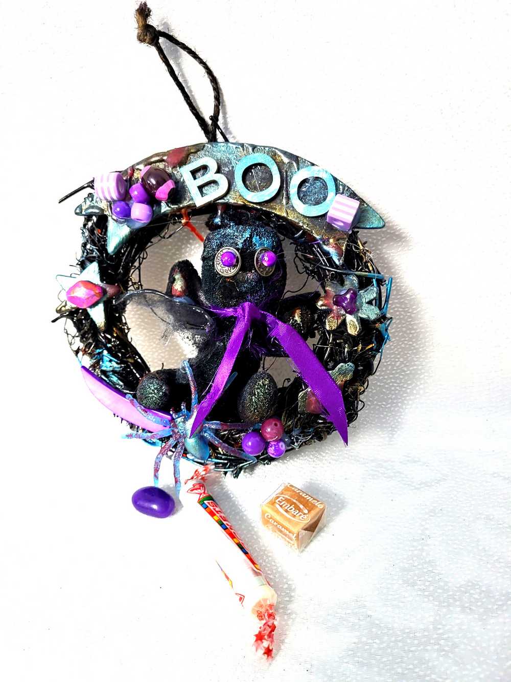Black Mini Wreath with Black Snowman, Purple Spider, Beads & "BOO" Sign