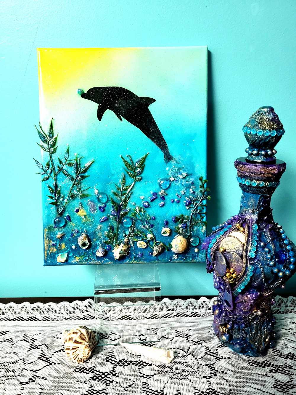 3D Canvas Resin Art with a Silhouette of a Dolphin, Seashells, Rocks and Foliage, 30 x 40 cm