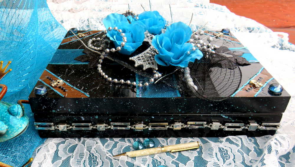 Black and Teal Jewelry Box with 3D Teal Roses, a White Cross and Skull Charms