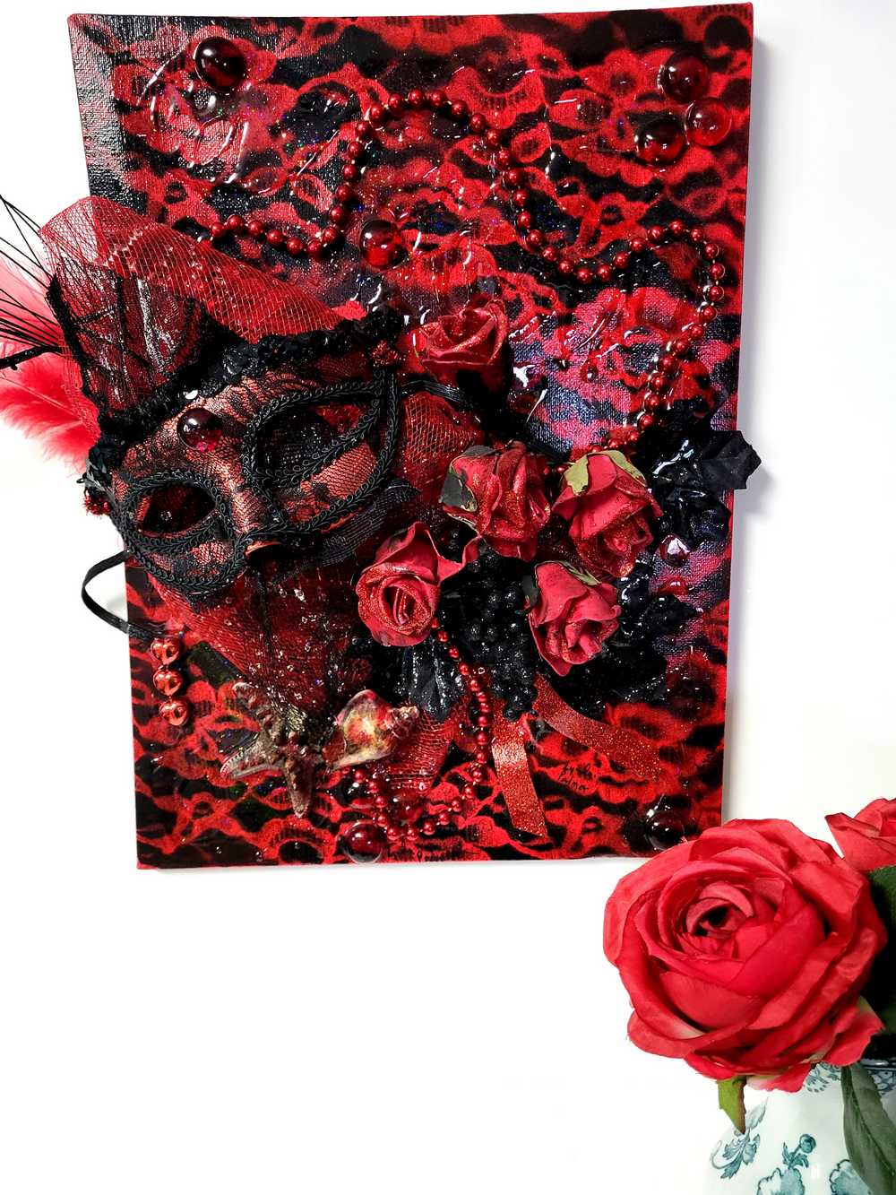 3D Red and Black Art on Canvas with Sexy Mask and Roses, 40 cm x 30 x 10 cm