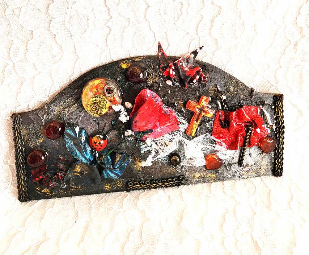 Naughty Lady Bug Wall Hanger with a Red Rose