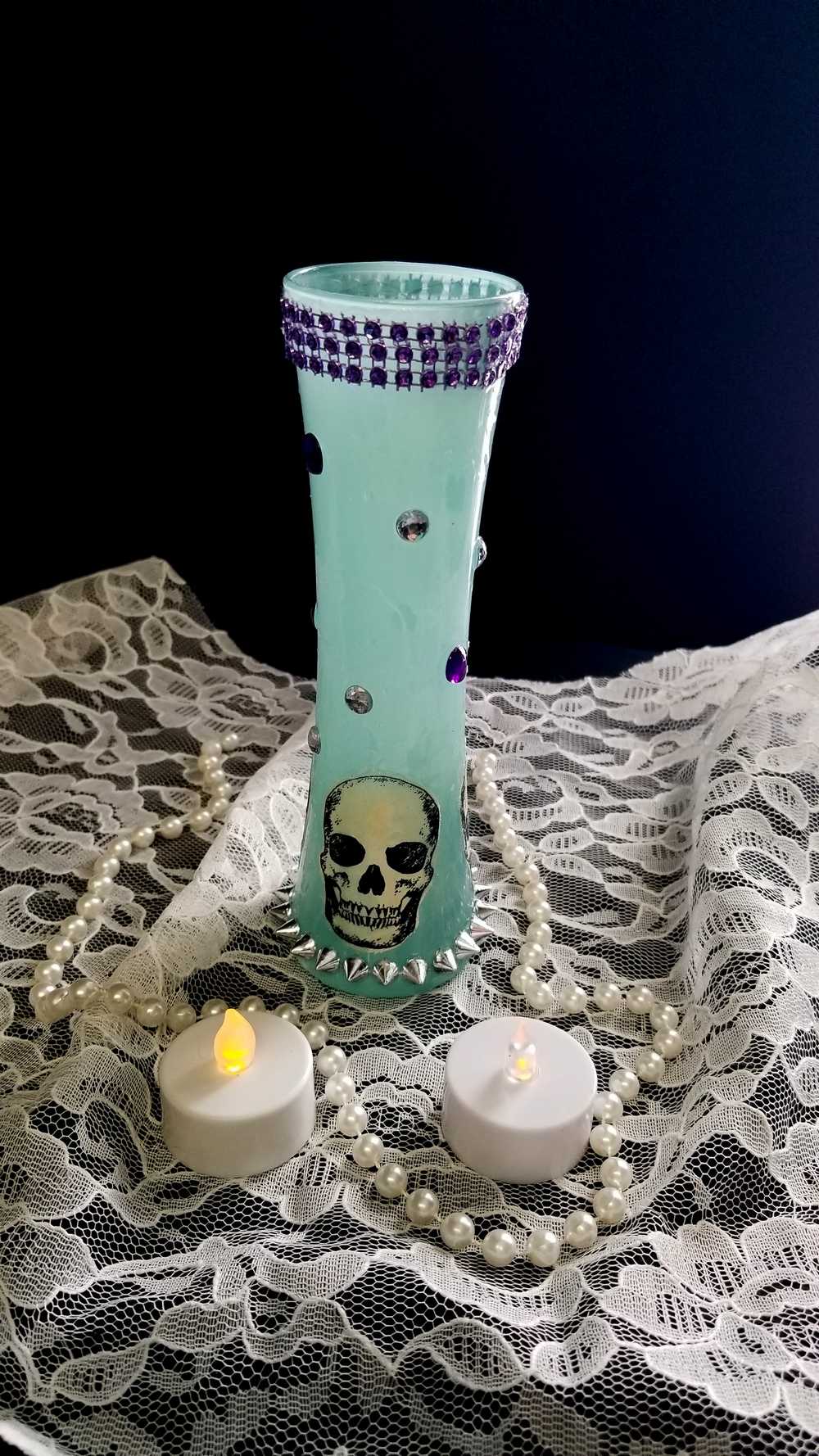 19 cm Tall Teal Colored Glass Vase with Skulls, Spikes and Resin