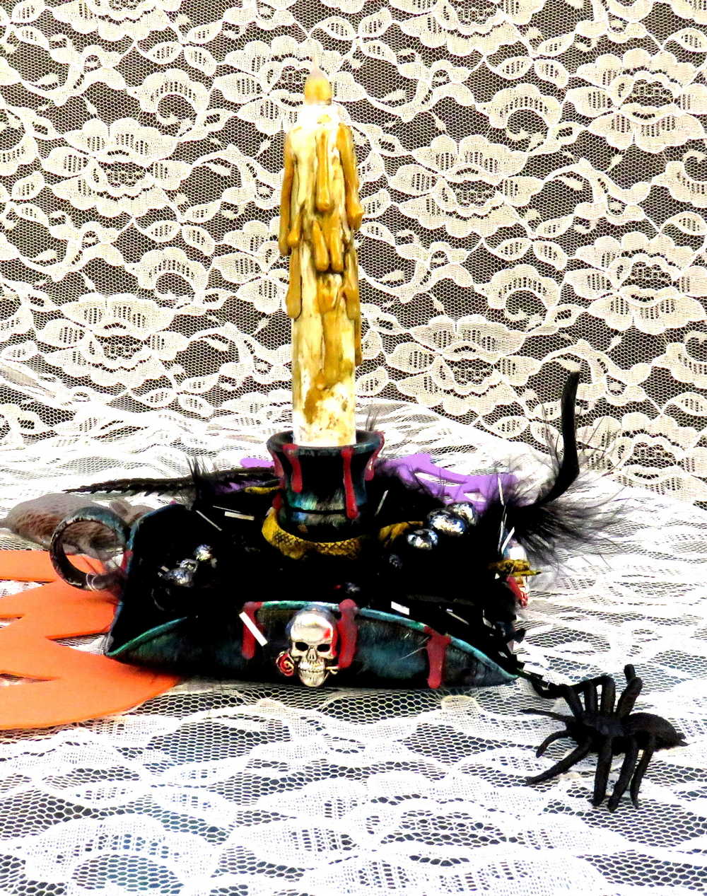 Skull and Spider Battery Candle Holder with Finger Hold