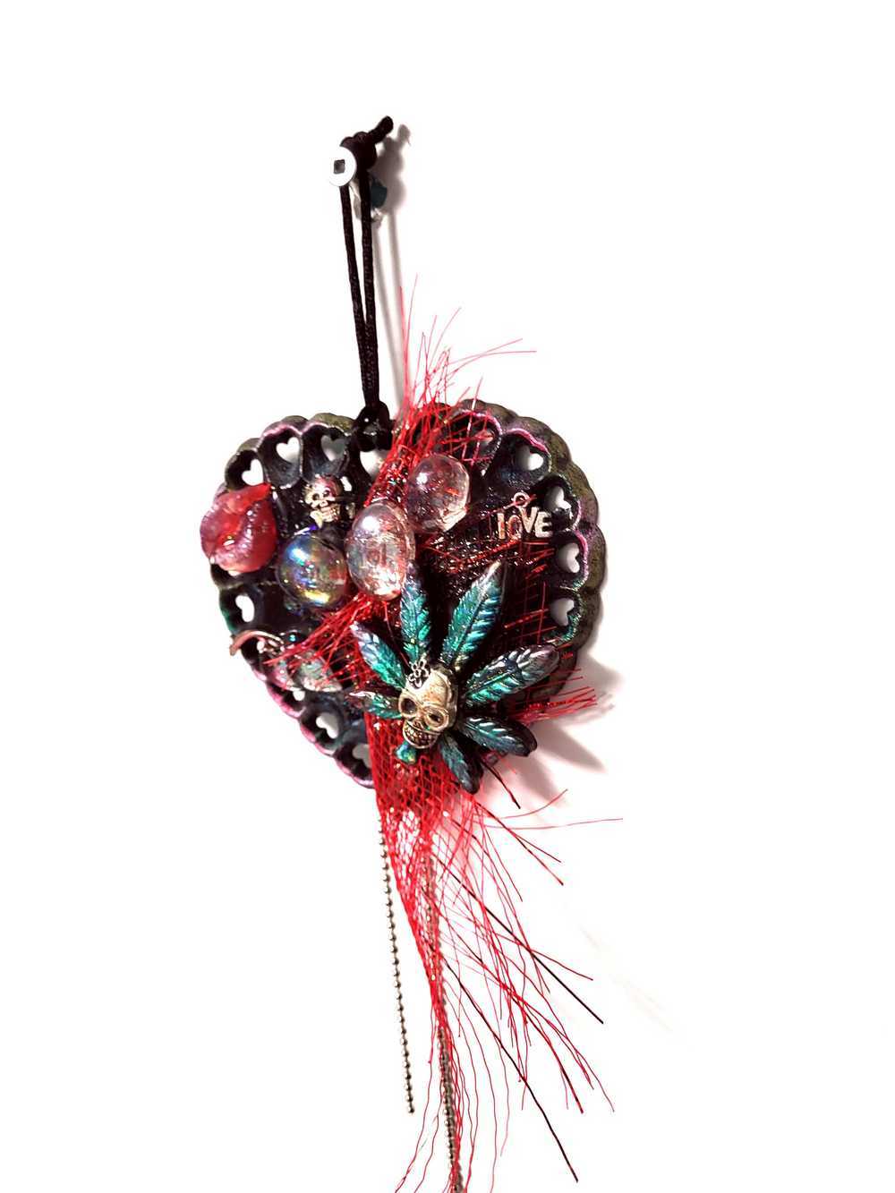 Skull Hanging Heart Ornament with Pouty Red Lips