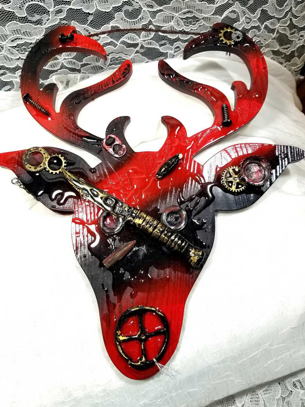 Big Buck Cut Out Wall Plaque in Red and Black