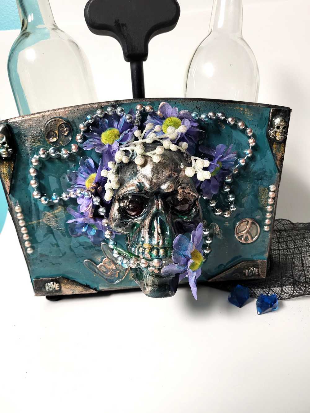 Double Wooden Wine Box, Carrier, Holds 2-750ml Bottles, Skull With Purple Flowers