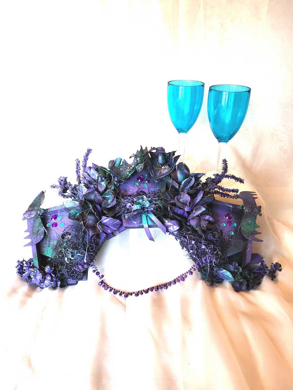 Decorative Wreath, 3 Wood Bat Houses with Bats in Purple and Black