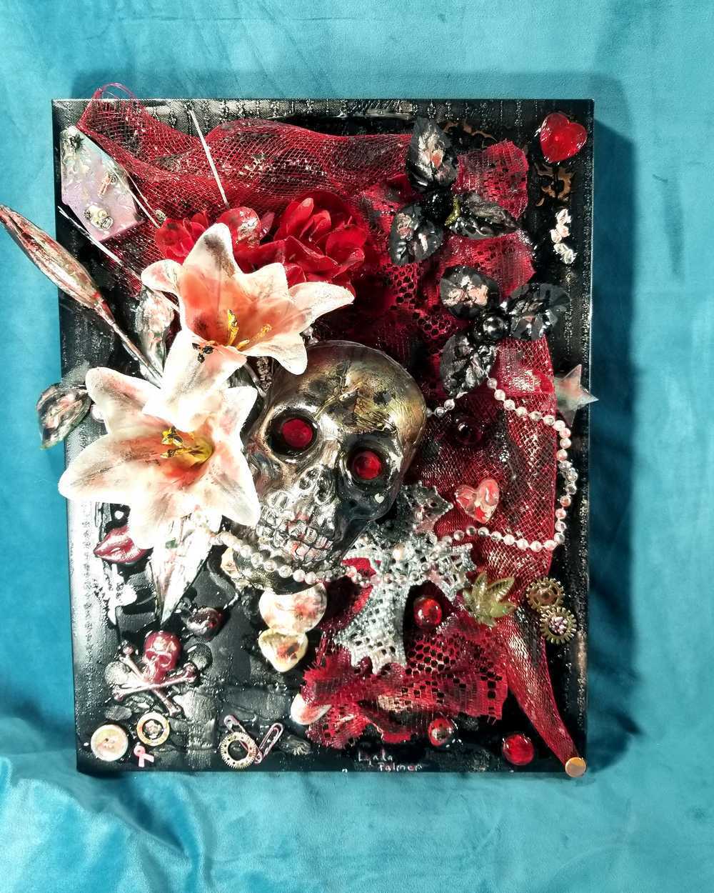 3D Skull and White Lilies, 45 x 36 x 18 cm on Black and Red Canvas