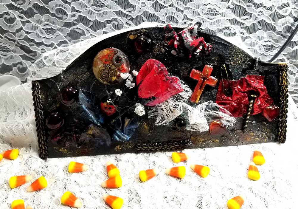 Naughty Lady Bug Wall Hanger with a Red Rose