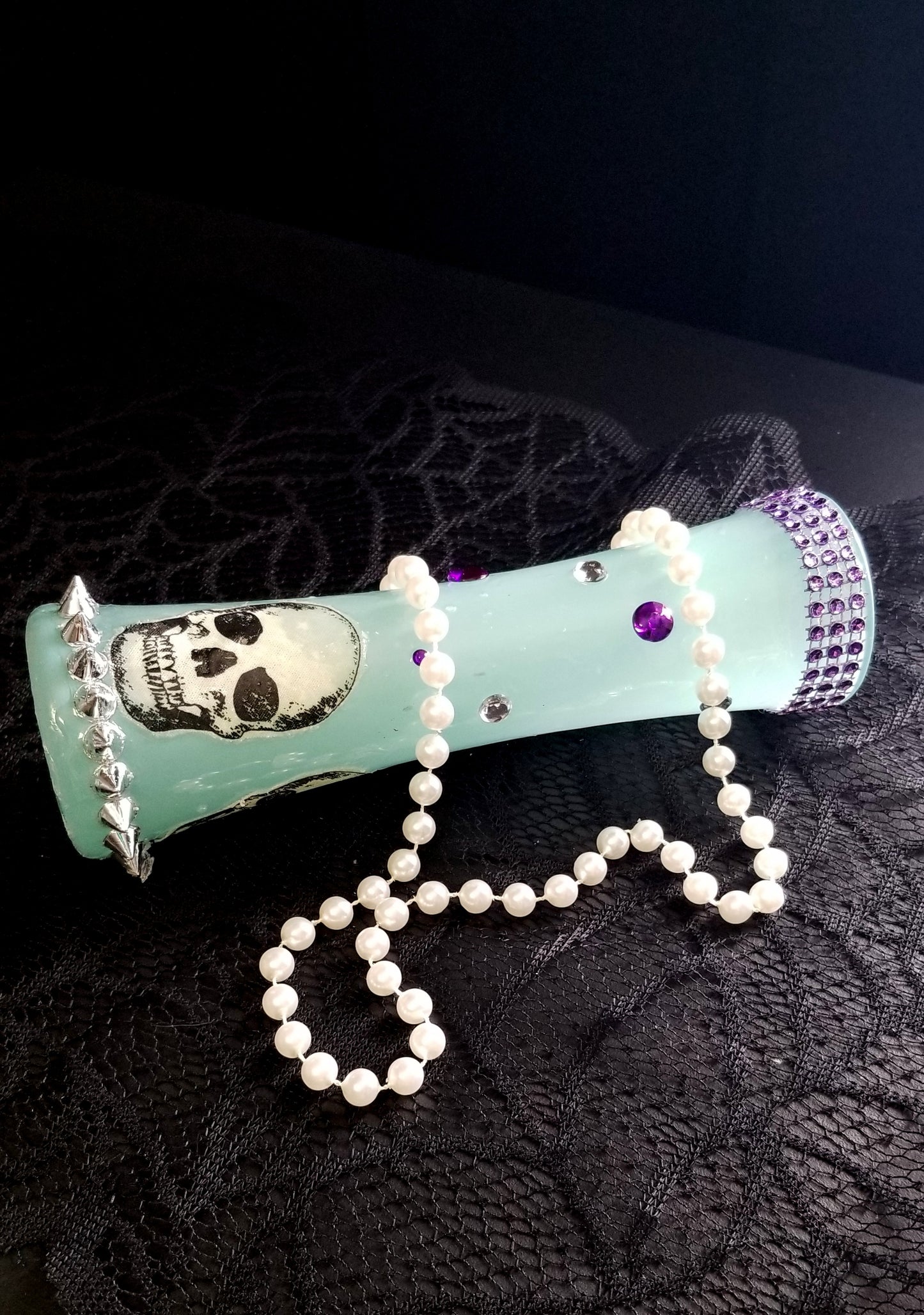 19 cm Tall Teal Colored Glass Vase with Skulls, Spikes and Resin