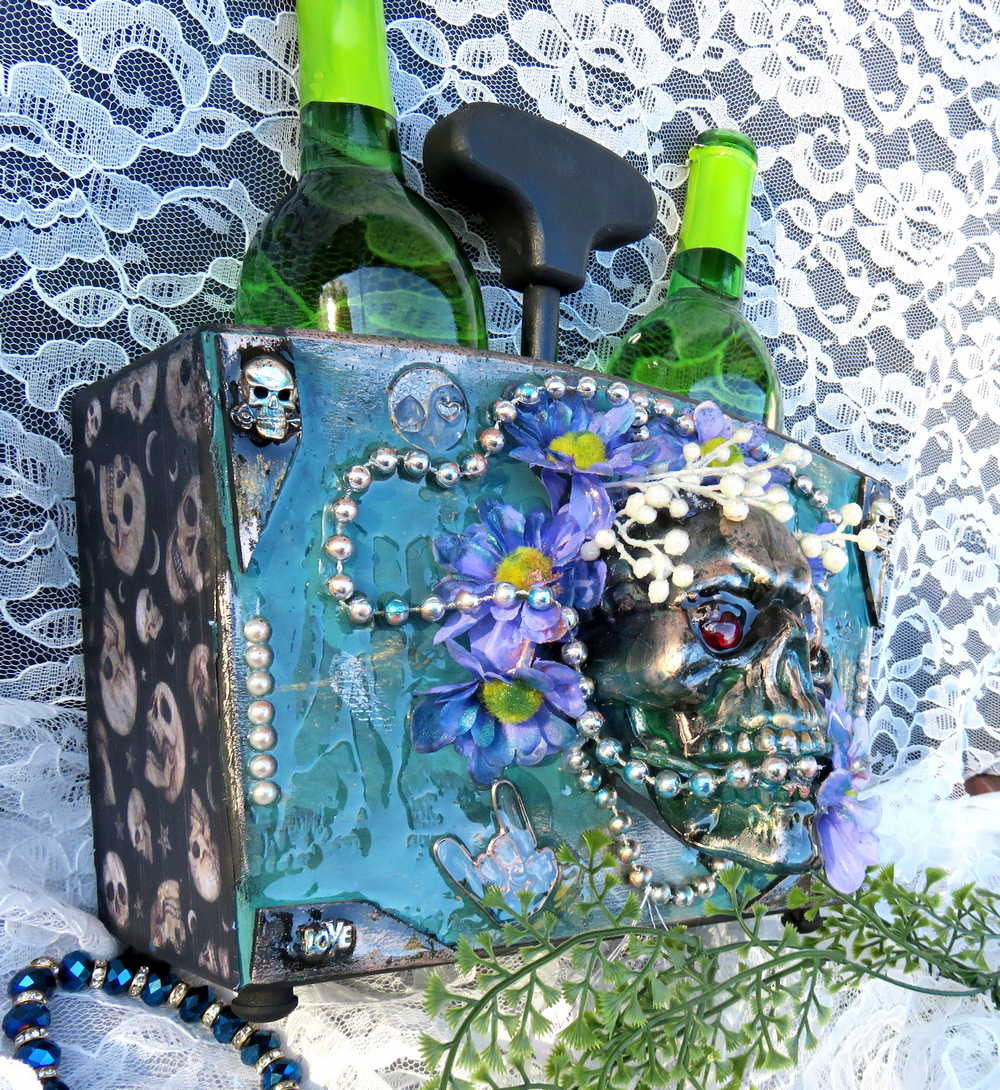 Double Wooden Wine Box, Carrier, Holds 2-750ml Bottles, Skull With Purple Flowers