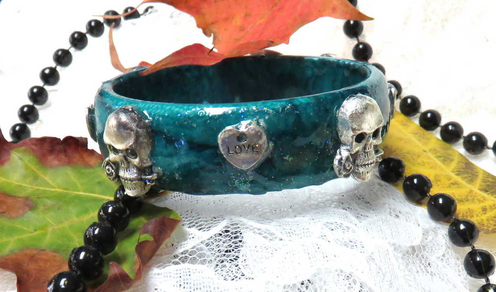 Dark Teal Bangle with Skulls and Hearts