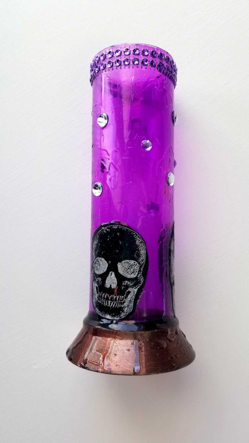 18 cm Tall Purple Glass Flower Vase with Skulls