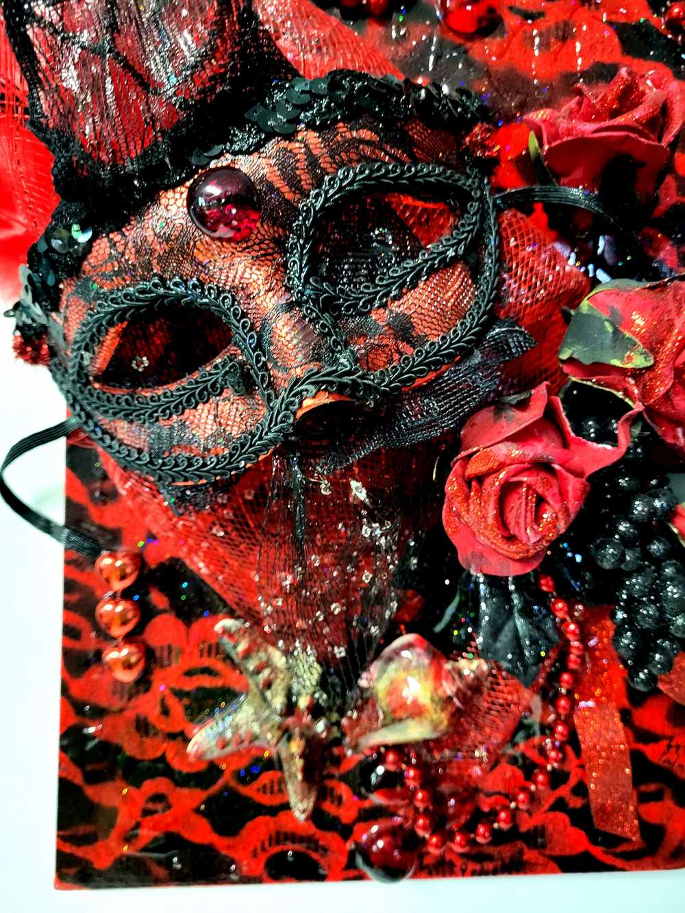 3D Red and Black Art on Canvas with Sexy Mask and Roses, 40 cm x 30 x 10 cm