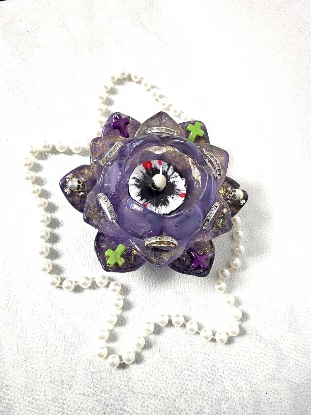 Rose Petal Glass Painted Purple Candle Holder for Battery Operated Candles with Cross & Bone Charms