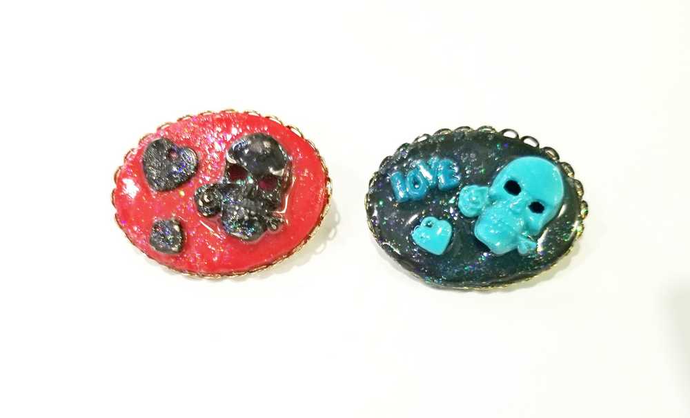 Stunning Red Porcelain Oval Brooch with Hand Painted Black Skull and Hearts