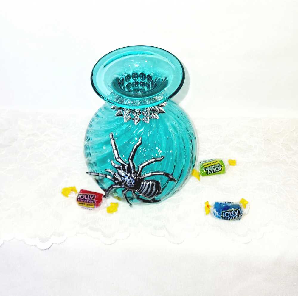 Intense Teal Glass Vase with Shining Silver Studs and a Textured 3D Spider