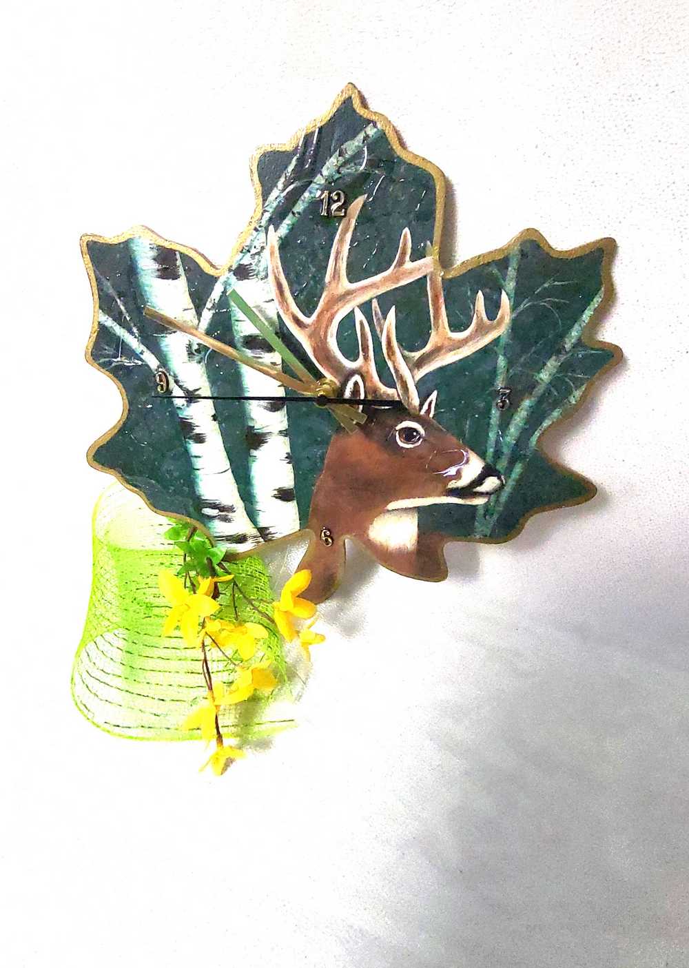 10 Point Buck, Hand Painted, Original Design Deer Clock on Wooden Leaf