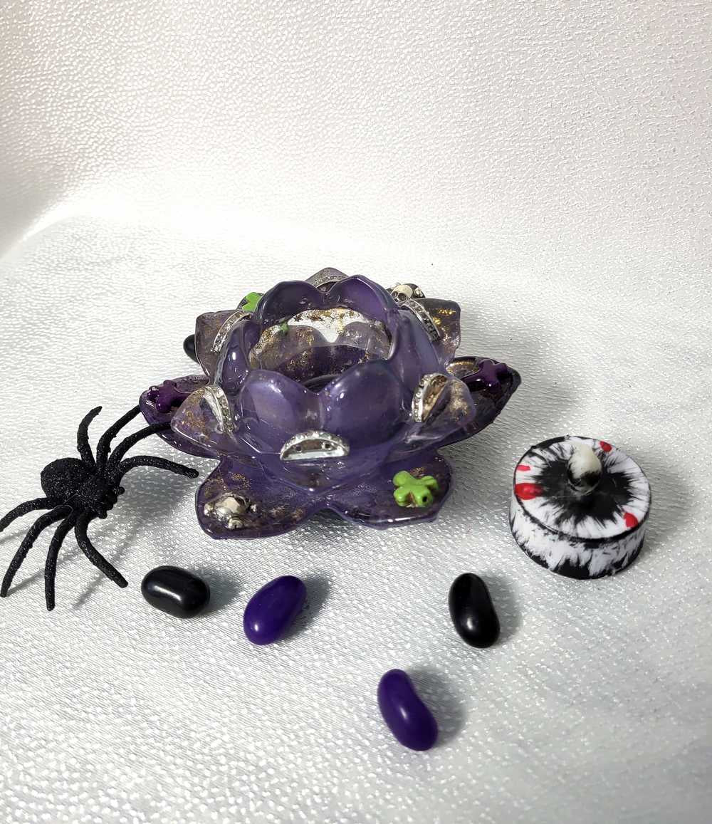 Rose Petal Glass Painted Purple Candle Holder for Battery Operated Candles with Cross & Bone Charms