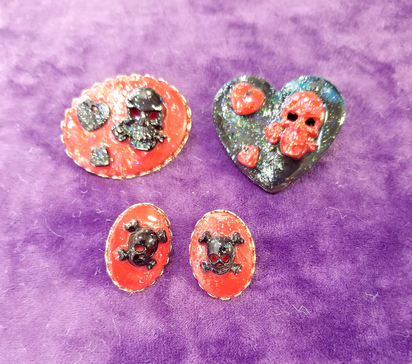 Black Porcelain Heart Shaped Brooch with Red Skull and Heart Charms