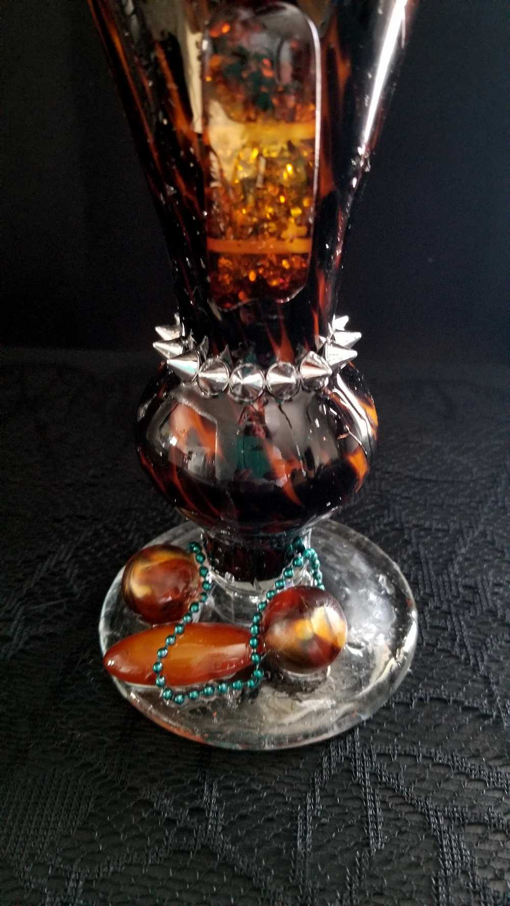 Ellegant Tiger Glass Skull with Silver Studs and Large Amber Beads