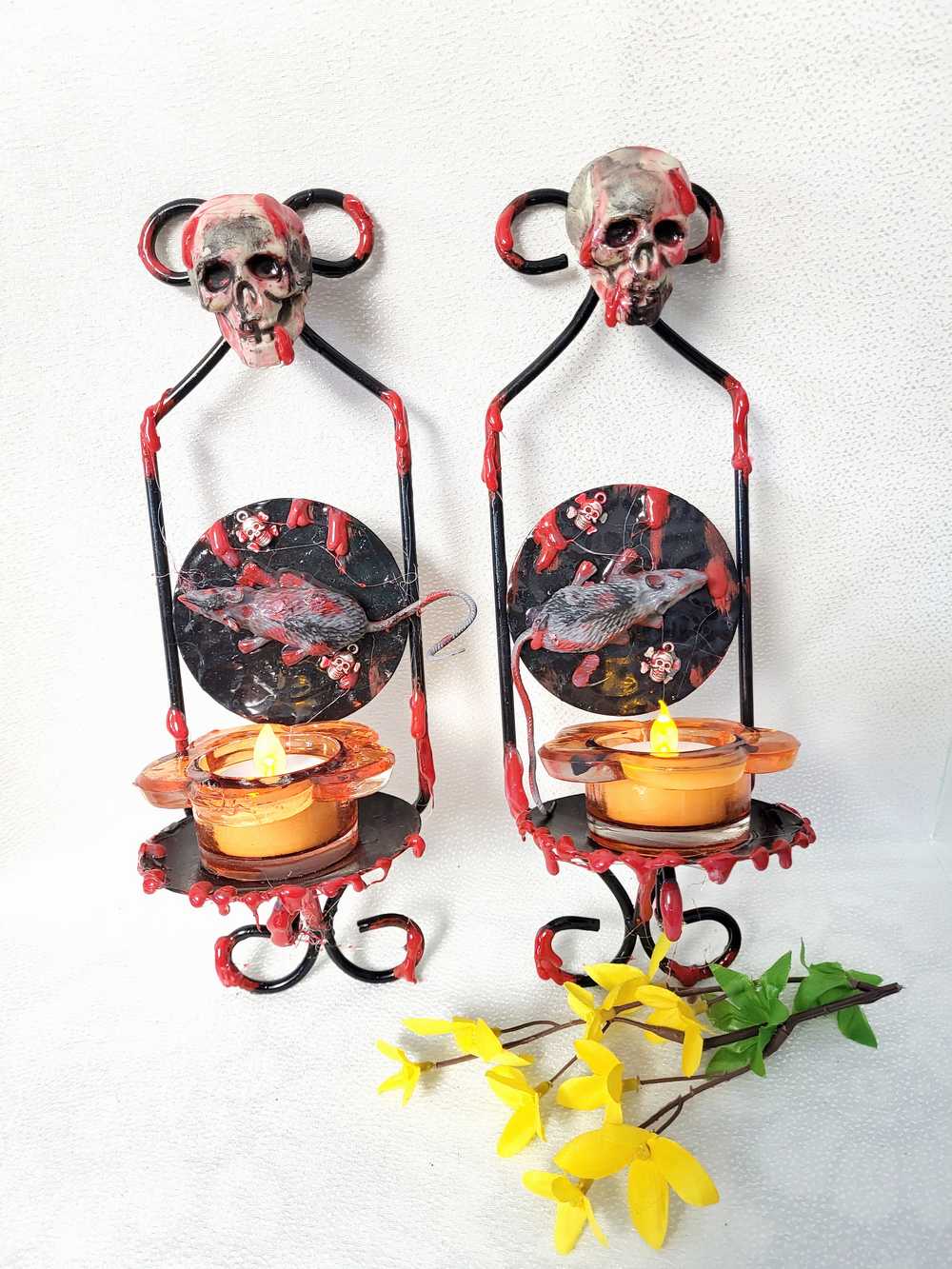 Wall Mounted Battery Candle Holder with Bloody RATS & SKULLS