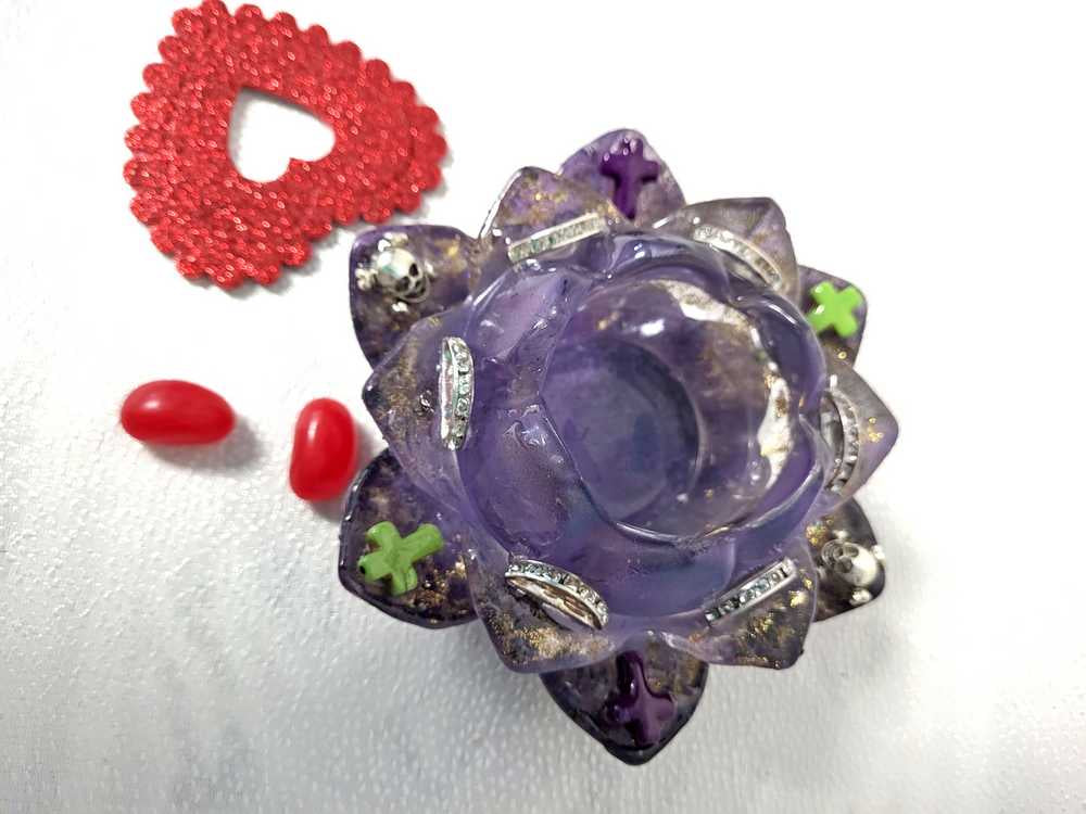 Rose Petal Glass Painted Purple Candle Holder for Battery Operated Candles with Cross & Bone Charms