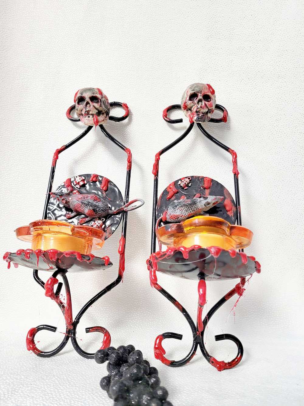 Wall Mounted Battery Candle Holder with Bloody RATS & SKULLS