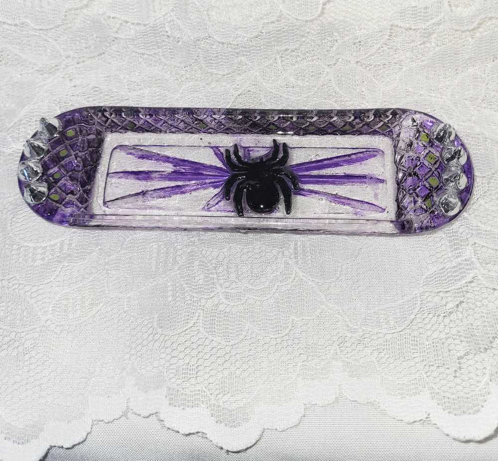 Sweet Little Glass Dish with a Spider and Studs to Hold your Rings, Earrings or other Small Treasures