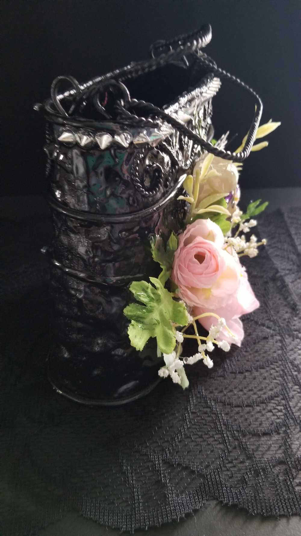 Black Metal Skull Container, with Pink Roses, Container for Dry/Silk Flowers