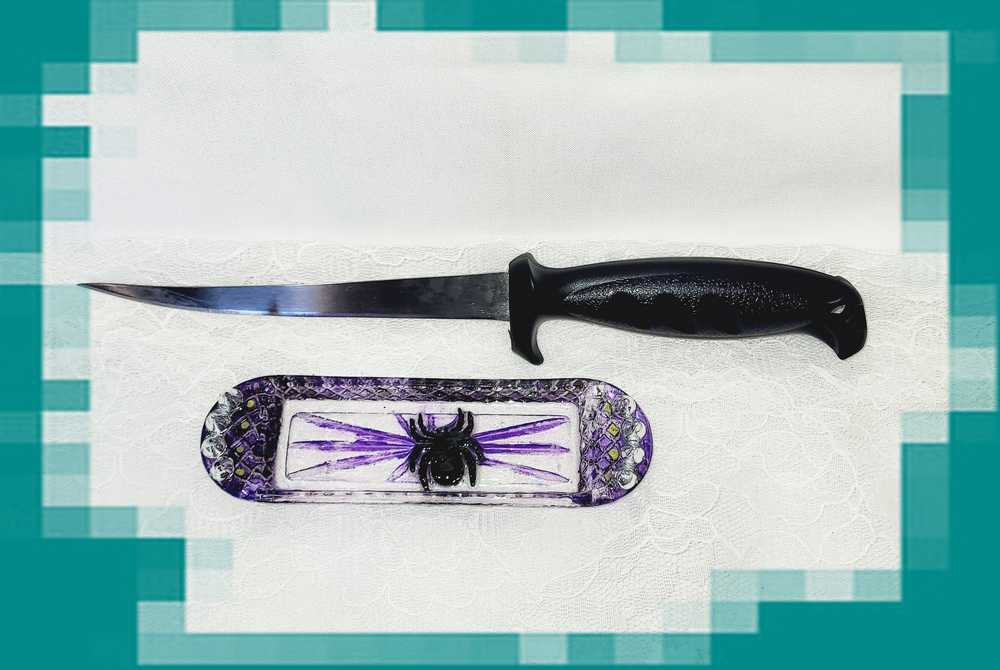 Sweet Little Glass Dish with a Spider and Studs to Hold your Rings, Earrings or other Small Treasures