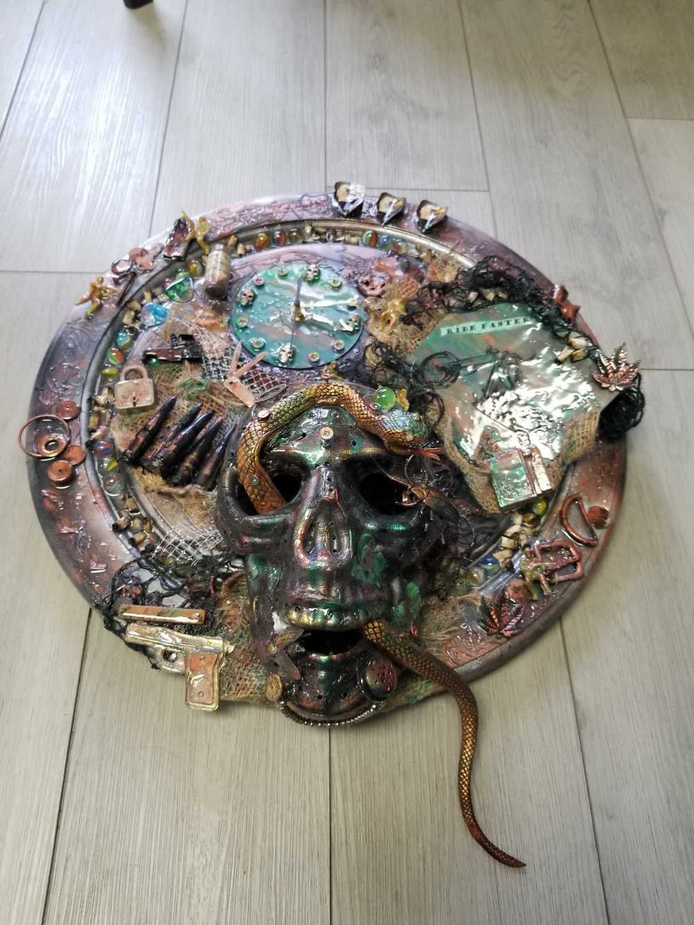 30 cm Round Lighted Skull Clock with Snake Withering Through its Mouth