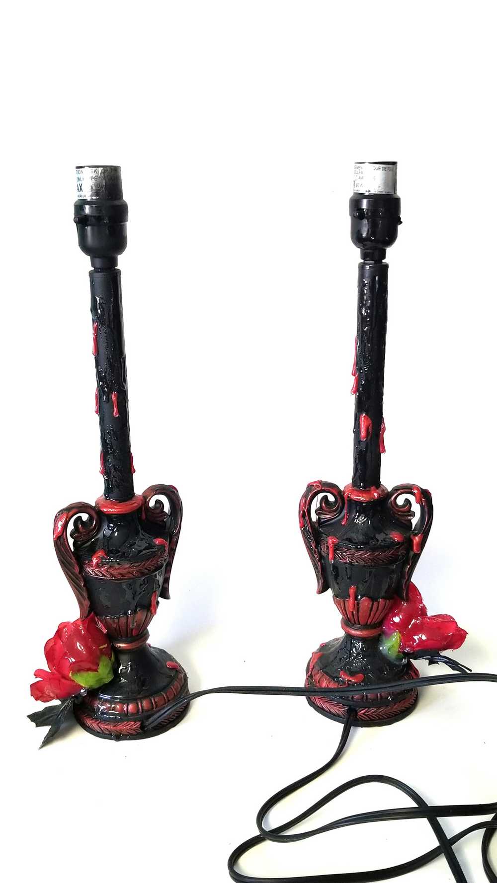 2 Lamps with Fake Blood Splattered on Lamp Shade, Skull Head in a Red Rose