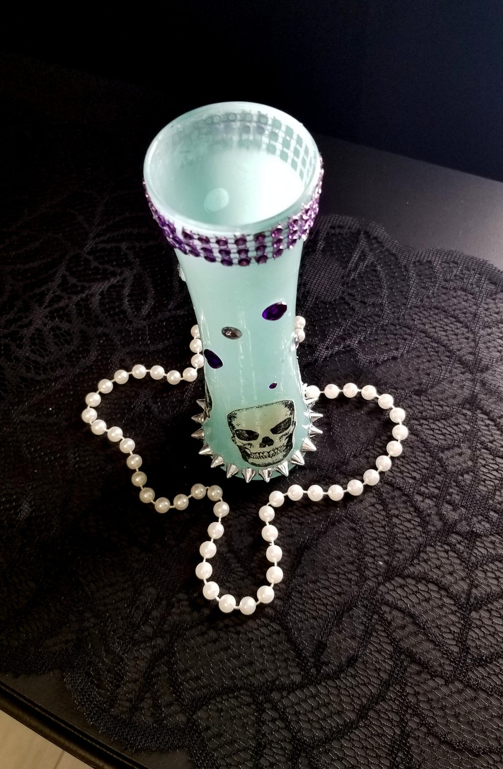 19 cm Tall Teal Colored Glass Vase with Skulls, Spikes and Resin