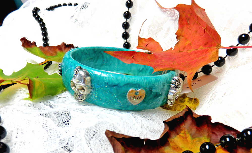 Light Teal Blue Bangle, Bracelet with Skulls and Love Charms