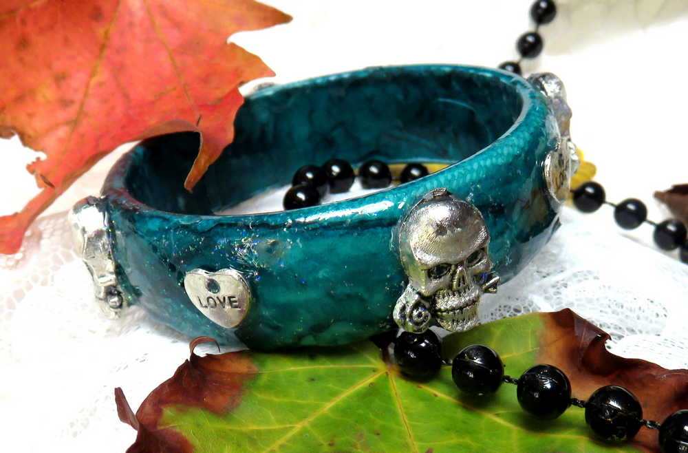 Dark Teal Bangle with Skulls and Hearts