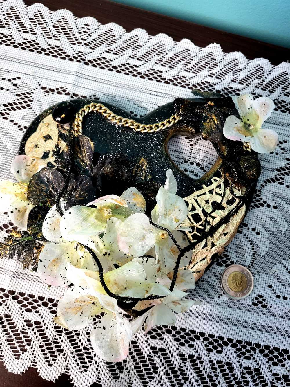 Wooden Heart Wall Plaque, Black and White Flowers, Gold Colored Chains and Paper